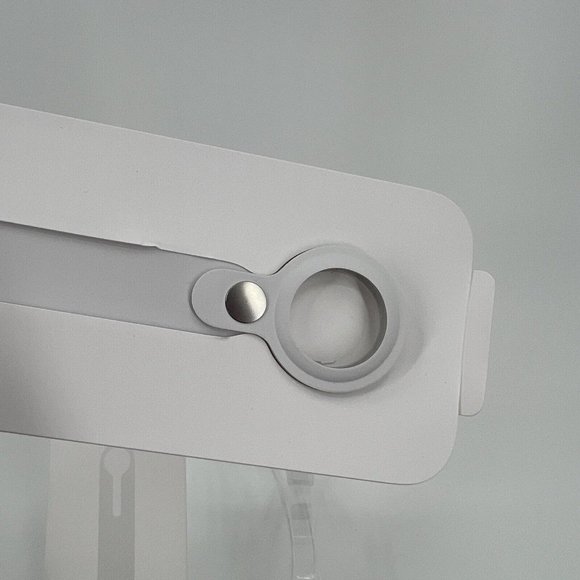 Apple AirTag Loop - White - Open Box - Picture 2 of 6